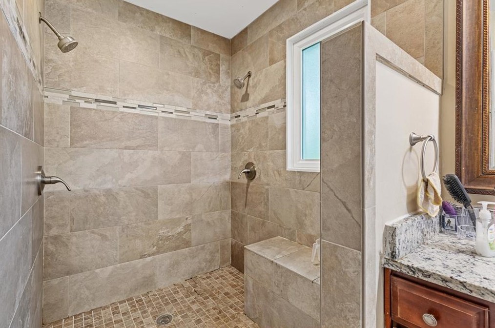 2547 Andover Dr, Atlanta GA  30360-1923 exterior