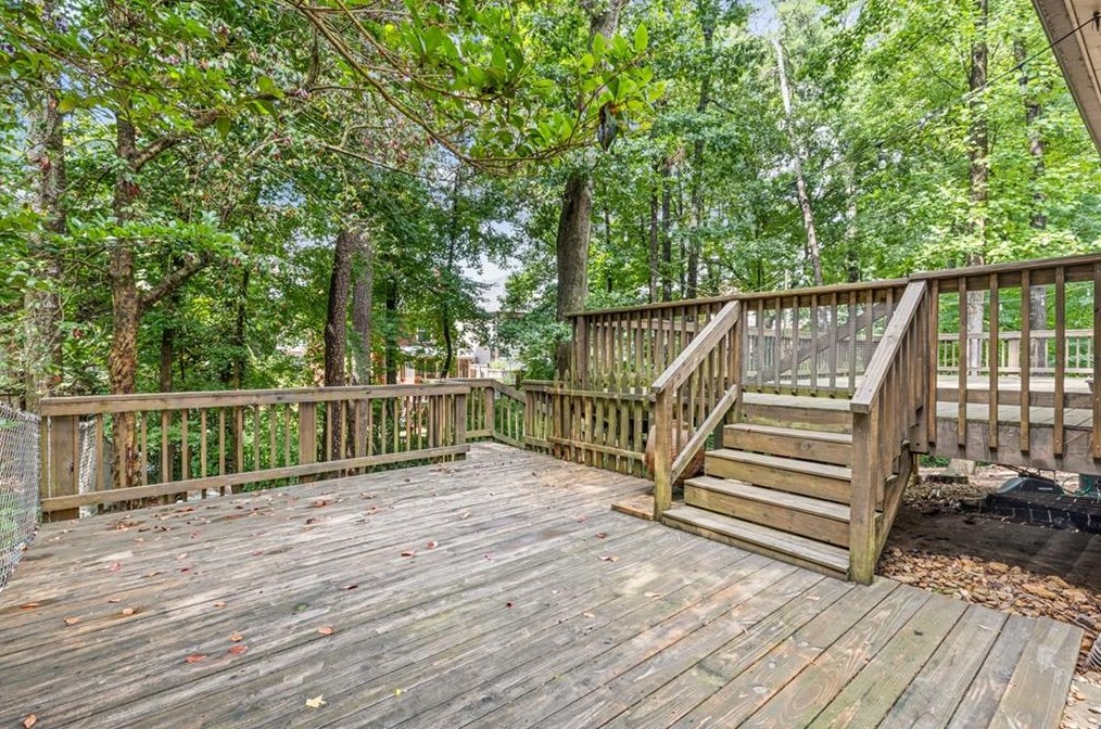 2547 Andover Dr, Atlanta GA  30360-1923 exterior
