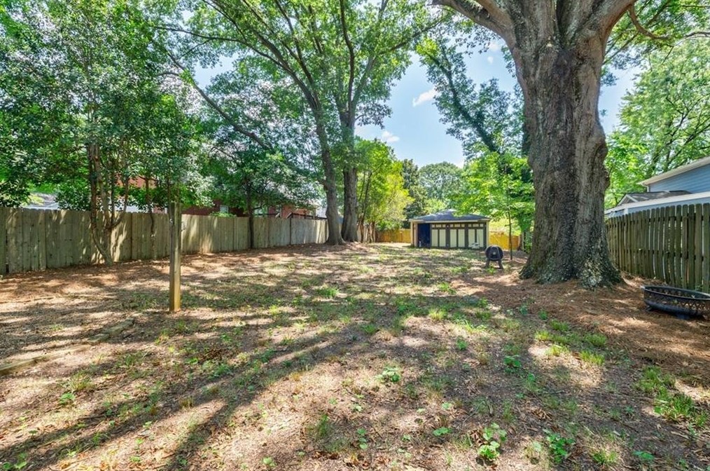 1258 Woodland Ave, Atlanta GA  30324-4517 exterior