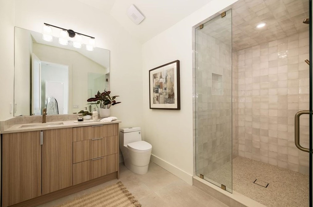 1807 Coventry Rd, Decatur GA  30030-1013 exterior