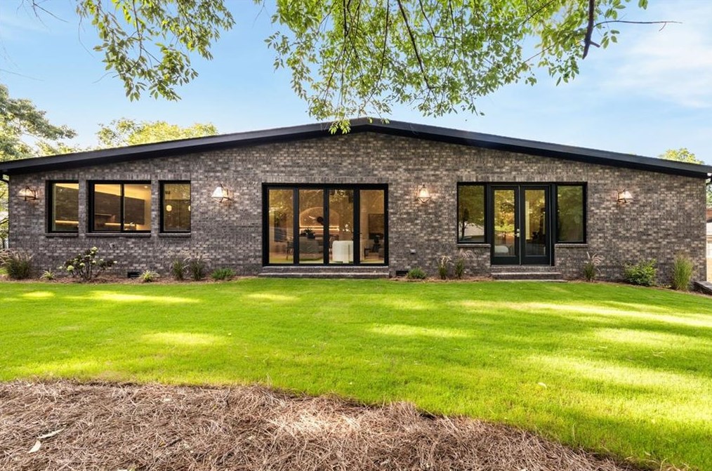 1807 Coventry Rd, Decatur GA  30030-1013 exterior