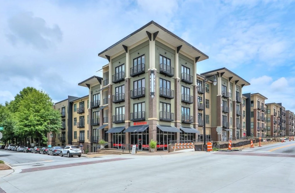 5300 Peachtree Rd, Atlanta GA  30341-2460 exterior