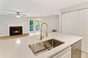 4315 Orchard Park Ct, Stone Mountain, GA 30083 - Photo 5