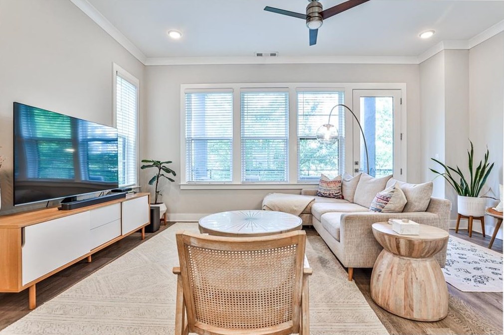 66 Rogers St, Atlanta GA 30317-1018 exterior