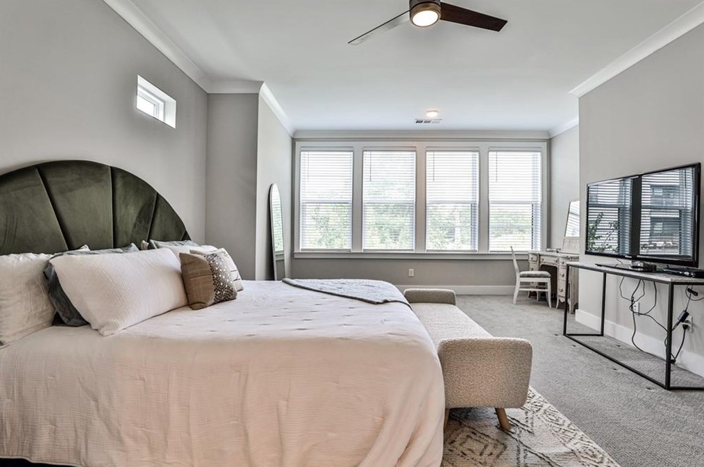 66 Rogers St, Atlanta GA 30317-1018 exterior