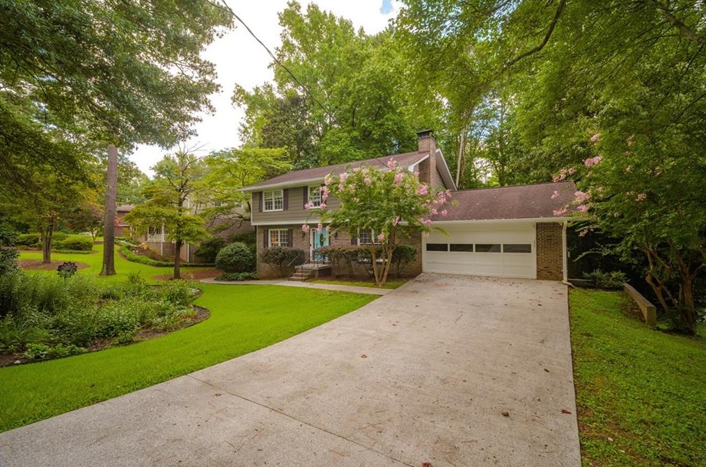 3993 Menlo Dr, Atlanta GA  30340-5117 exterior