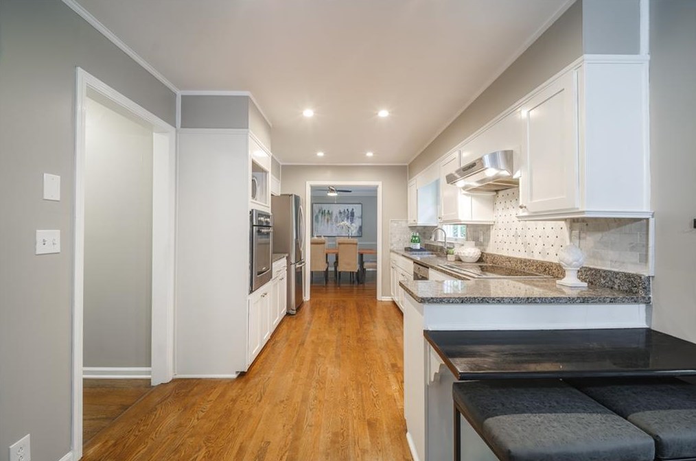 3993 Menlo Dr, Atlanta GA  30340-5117 exterior