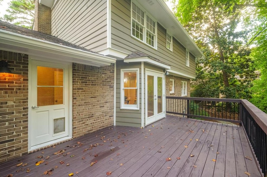 3993 Menlo Dr, Atlanta GA  30340-5117 exterior