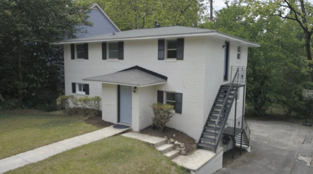 216 Superior Ave, Decatur GA  30030-1815 exterior