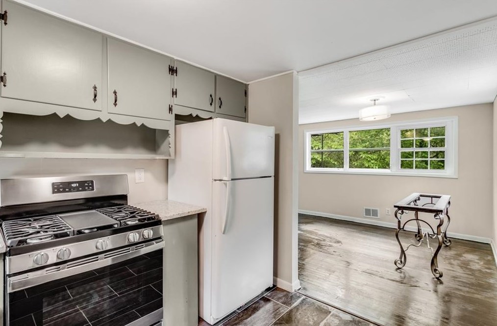 216 Superior Ave, Decatur GA  30030-1815 exterior