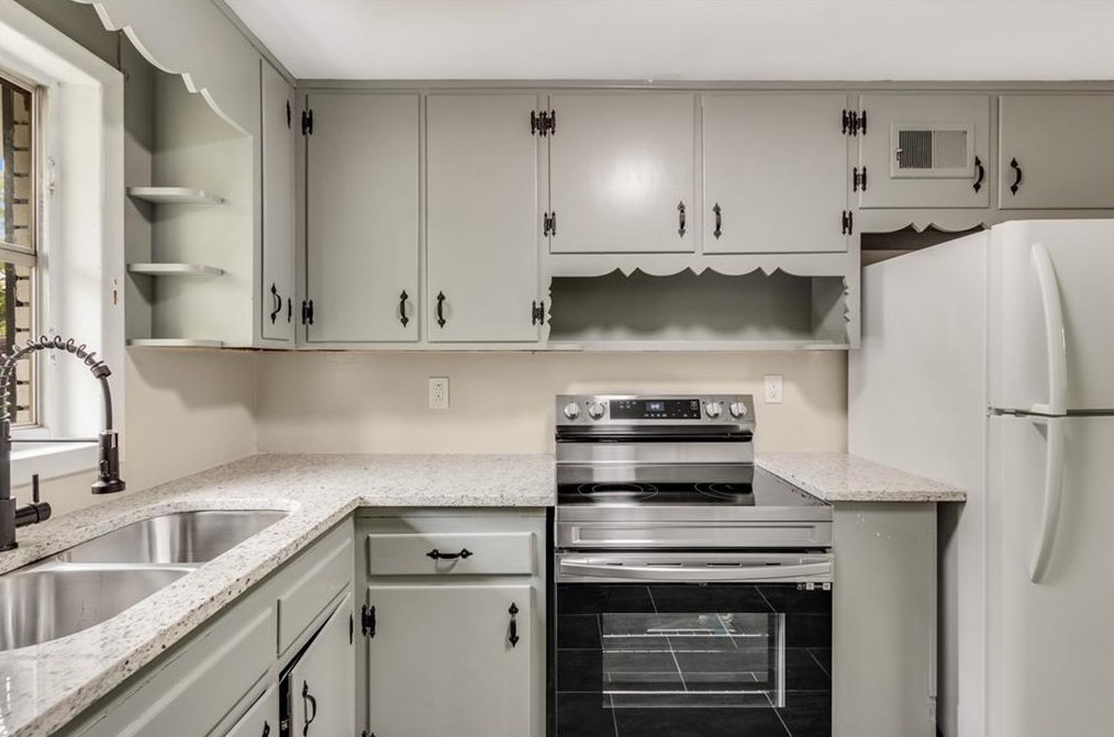 216 Superior Ave, Decatur GA  30030-1815 exterior