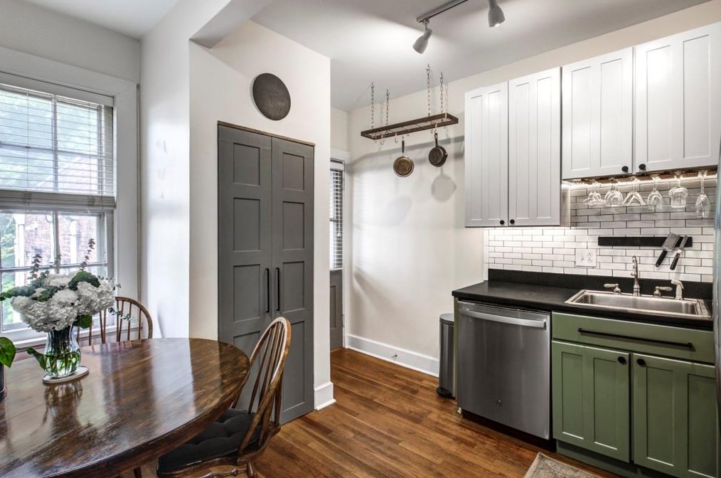 802 Frederica St, Atlanta GA  30306-4757 exterior