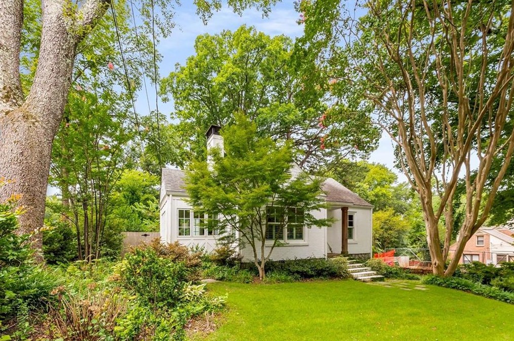 855 Highland Ter, Atlanta GA  30306-3411 exterior