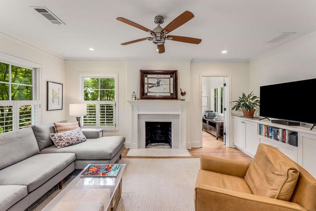 855 Highland Ter, Atlanta GA  30306-3411 exterior