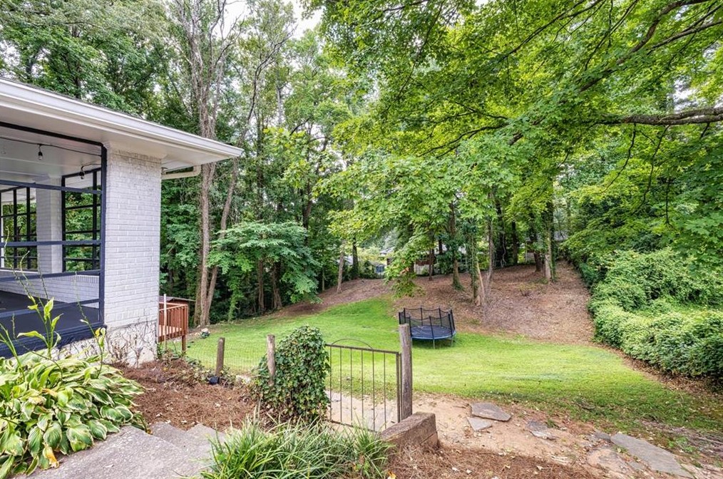 714 Willivee Dr, Decatur GA  30033-5411 exterior