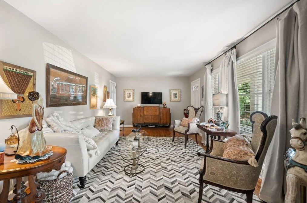3210 Druid Hills Rd, Decatur GA  30033-2740 exterior