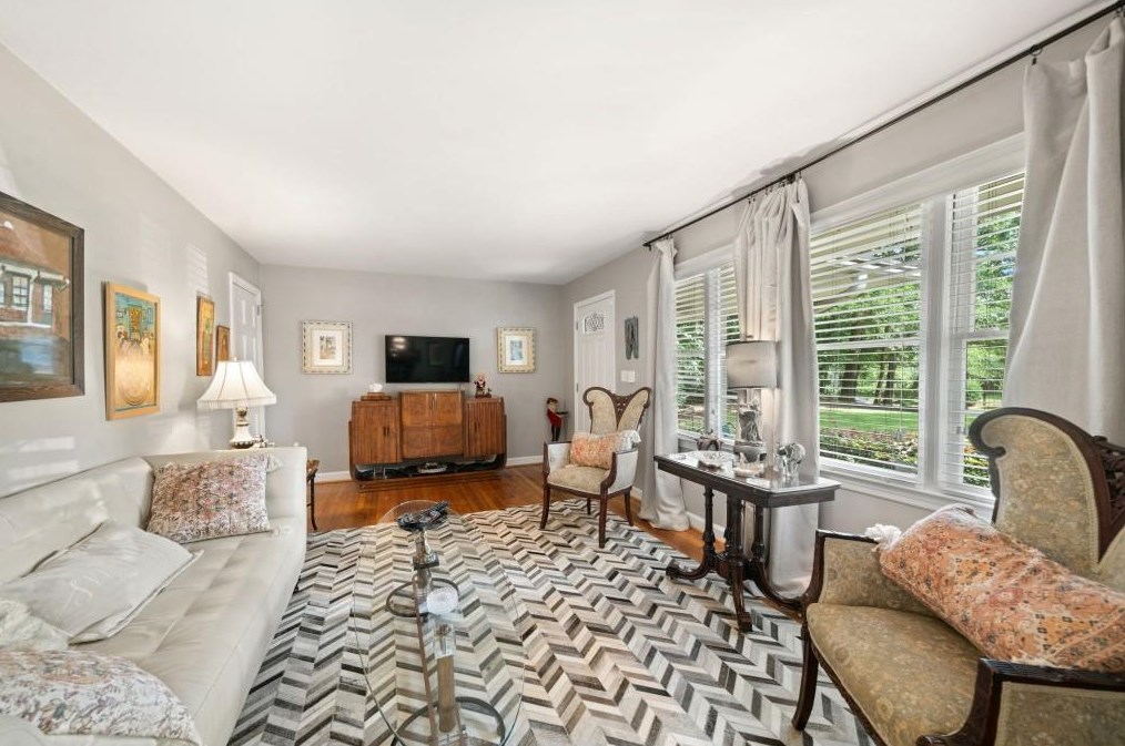3210 Druid Hills Rd, Decatur GA  30033-2740 exterior