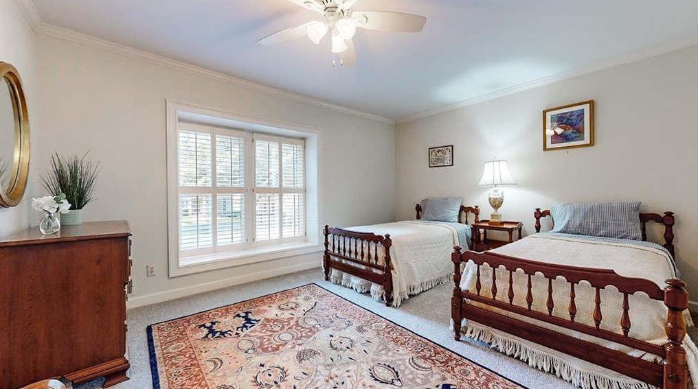 1843 Bedfordshire Dr, Decatur GA  30033-1455 exterior