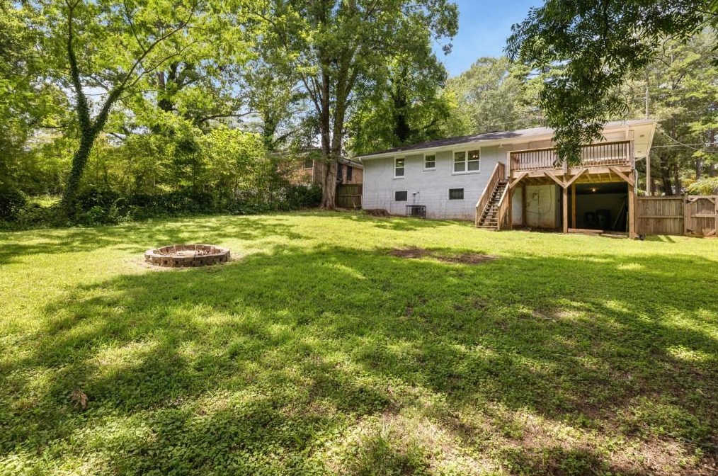 2052 Shamrock Dr, Decatur GA  30032-5953 exterior