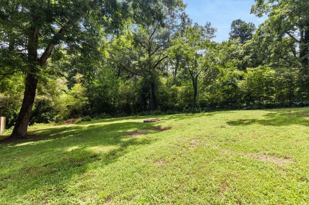 2052 Shamrock Dr, Decatur GA  30032-5953 exterior