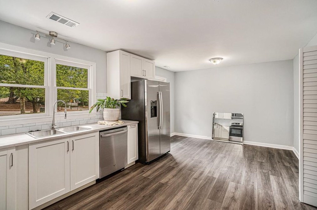 307 Ansley St, Decatur GA  30030-5215 exterior