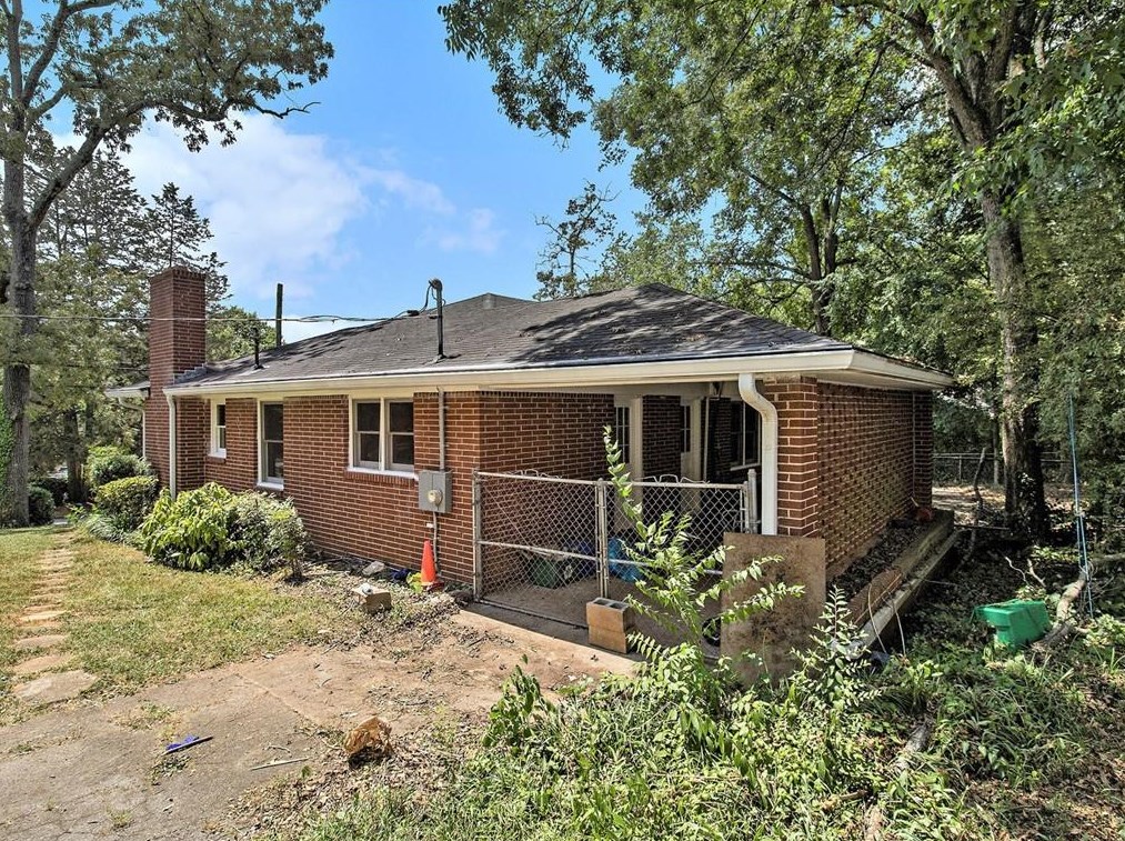 307 Ansley St, Decatur GA  30030-5215 exterior