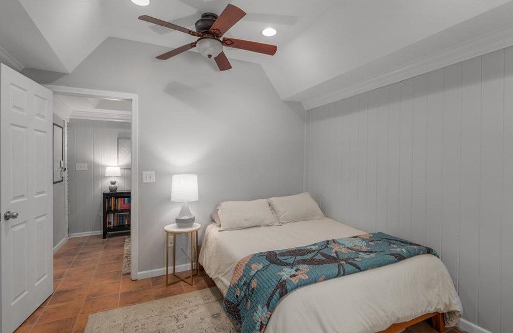 1393 Berkeley Ln, Atlanta GA  30329-3301 exterior