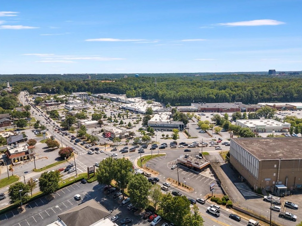 1393 Berkeley Ln, Atlanta GA  30329-3301 exterior