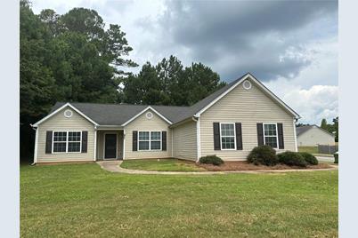 1003 Meadow Walk Drive, Monroe, GA 30656 - Photo 1