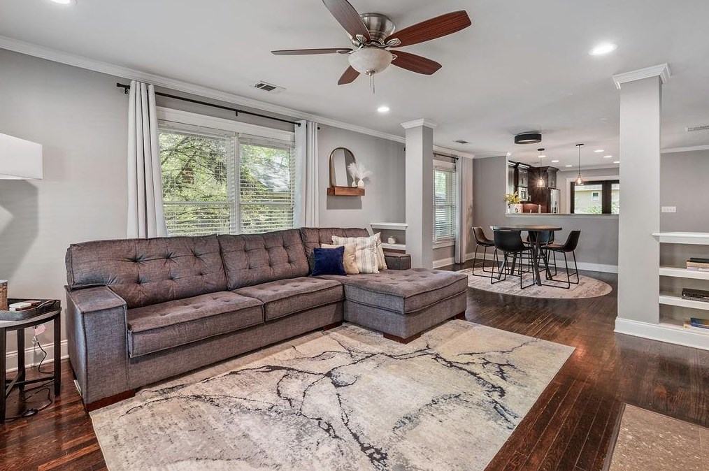 1727 Flat Shoals Rd, Atlanta GA  30349-6173 exterior
