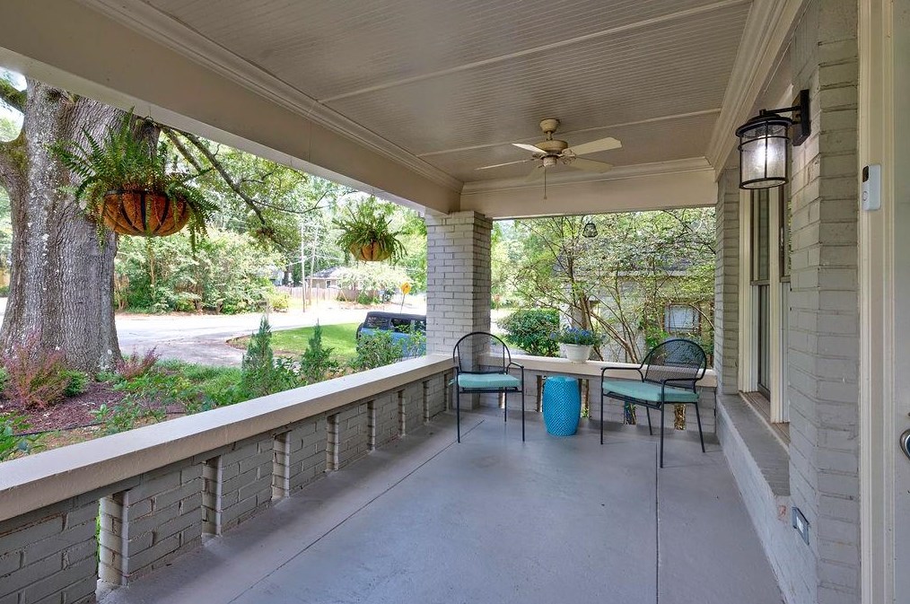 1727 Flat Shoals Rd, Atlanta GA  30349-6173 exterior