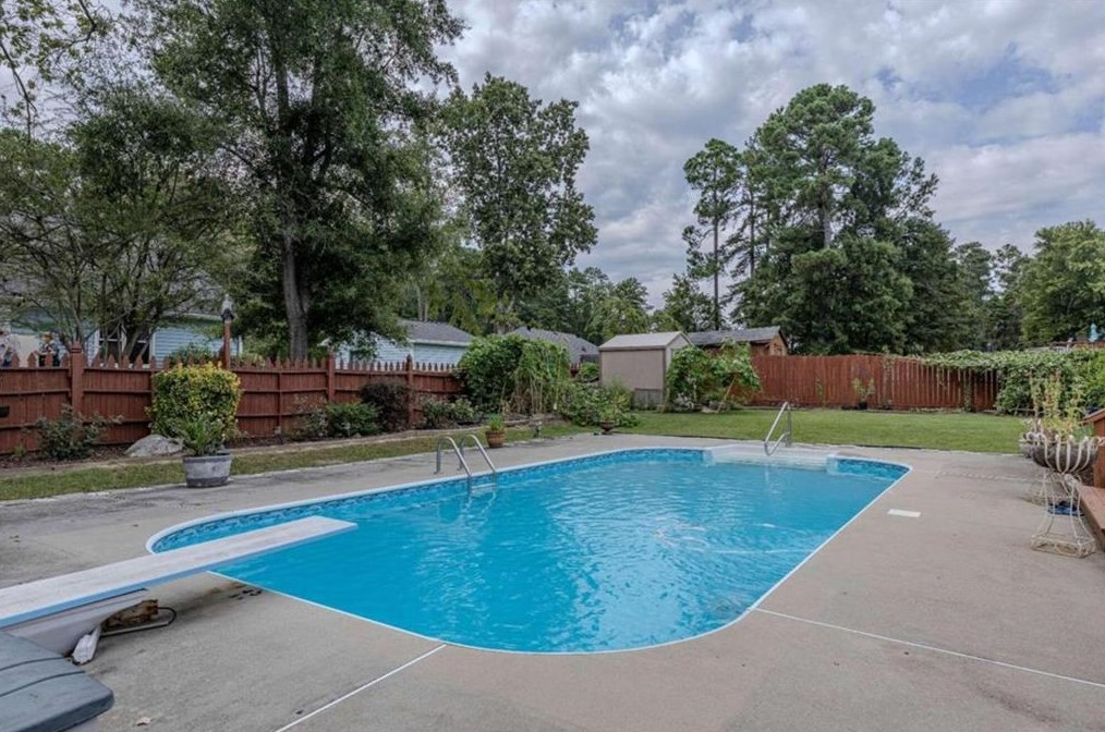 44 Amberwood Trl, Rome GA  30165-9782 exterior