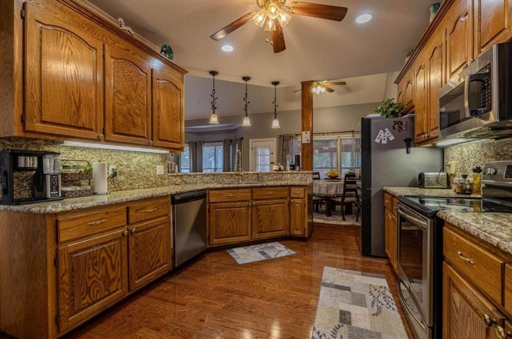 44 Amberwood Trl, Rome GA  30165-9782 exterior