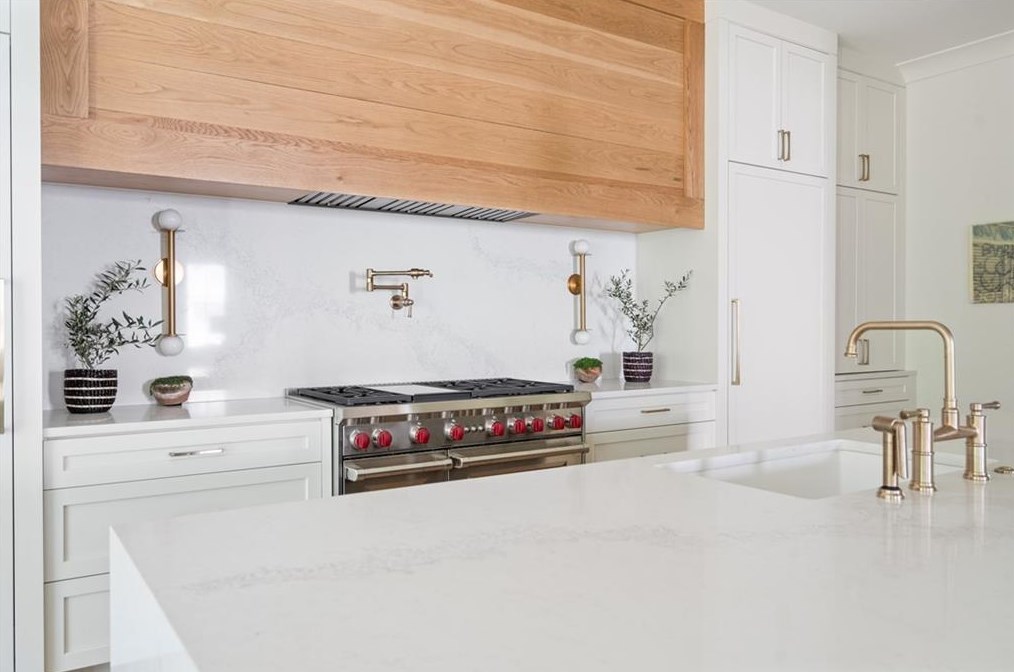 679 Moores Mill Rd, Atlanta GA  30327-0015 exterior