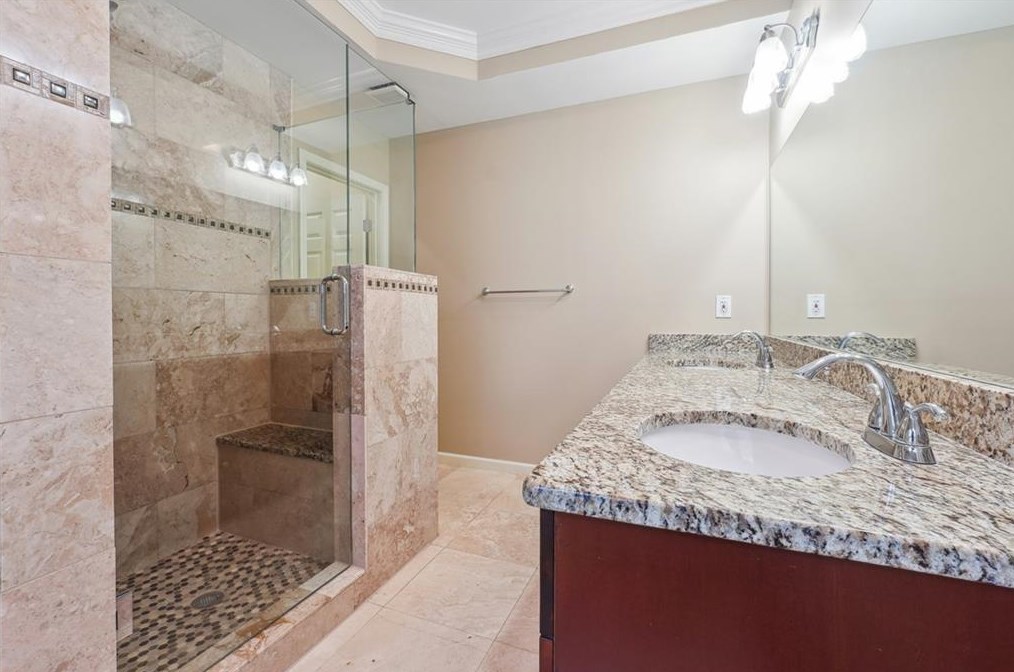 6204 Mimosa Cir, Tucker GA 30084-1945 exterior