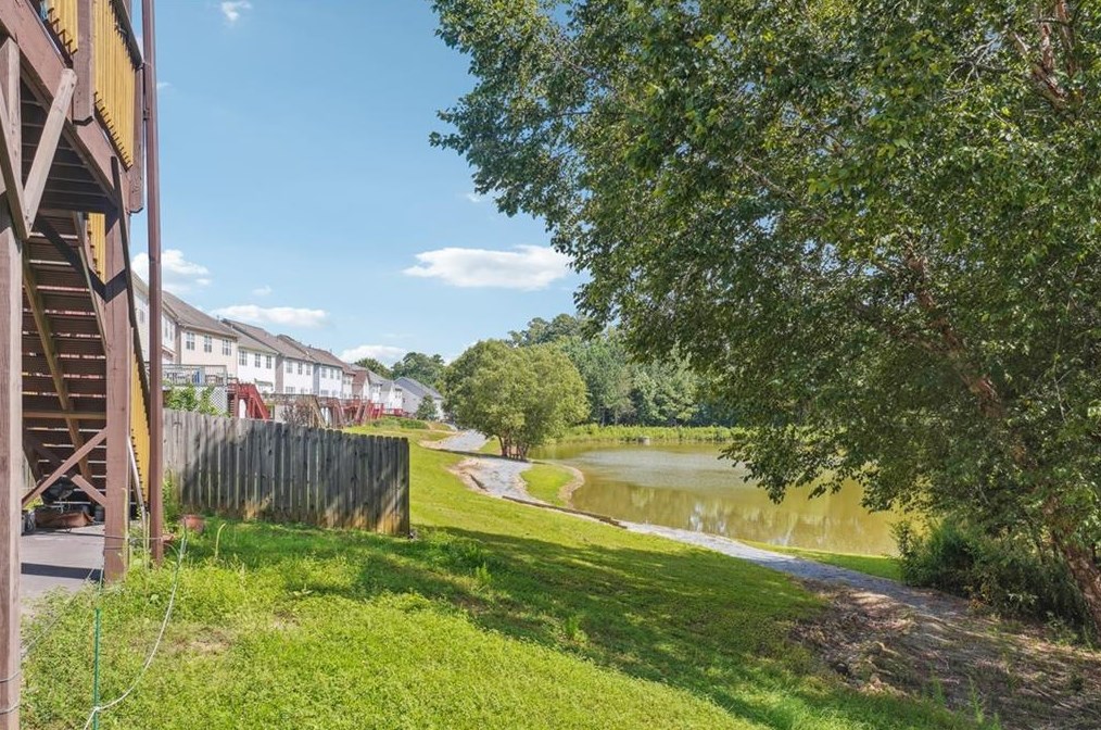 6204 Mimosa Cir, Tucker GA 30084-1945 exterior