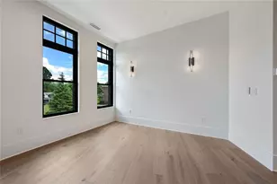 8200 Main Street S, Woodstock, GA 30188 - Photo 31