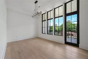 8200 Main Street S, Woodstock, GA 30188 - Photo 9