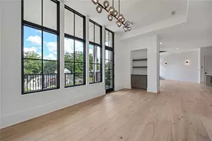 8200 Main Street S, Woodstock, GA 30188 - Photo 11