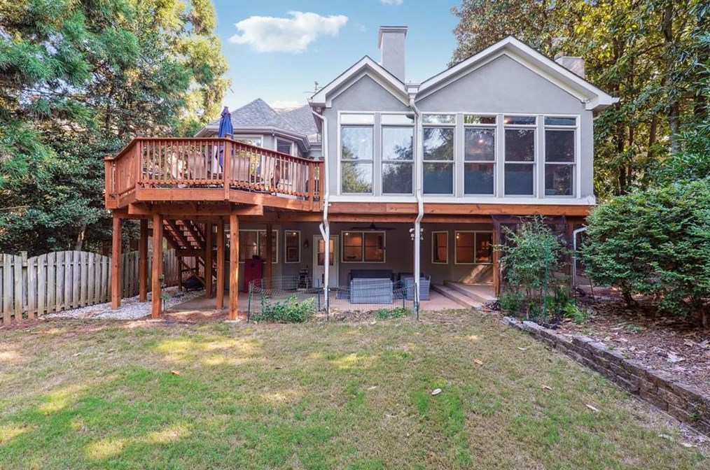 500 Fountain Oaks Way, Atlanta GA  30342-2576 exterior
