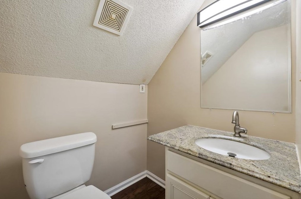 6223 Marbut Farms Ln, Lithonia GA 30058-8977 exterior