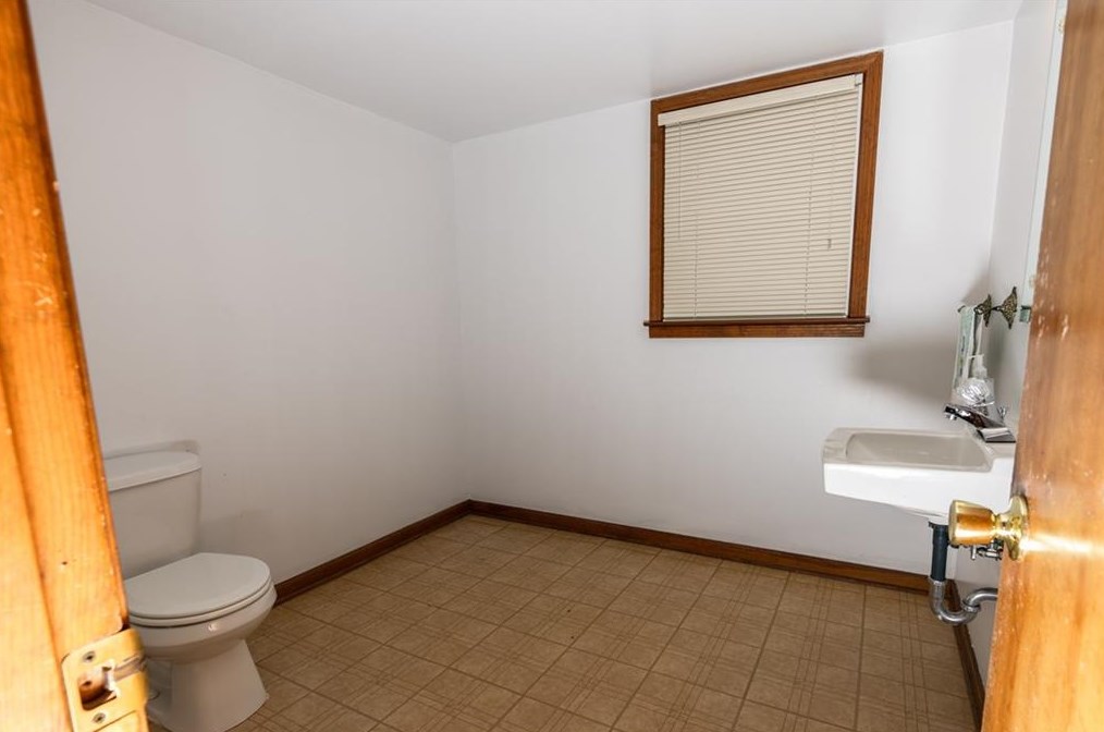 5201 Paul Cir, Conyers GA  30094-4813 exterior