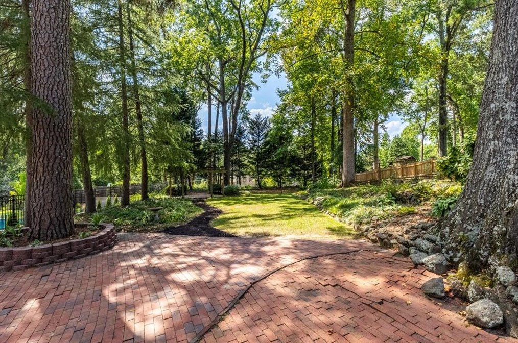 168 Pinecrest Ave, Decatur GA  30030-1933 exterior