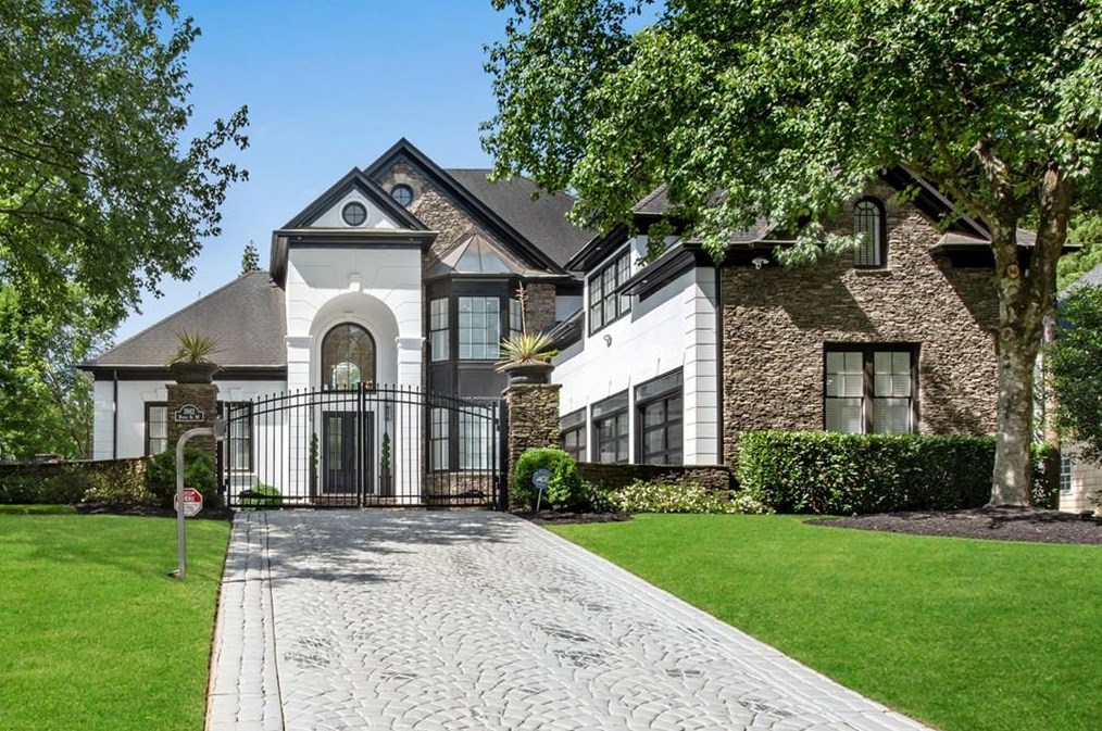 3962 Wieuca Rd, Atlanta GA  30342-3850 exterior