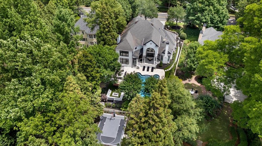 3962 Wieuca Rd, Atlanta GA  30342-3850 exterior