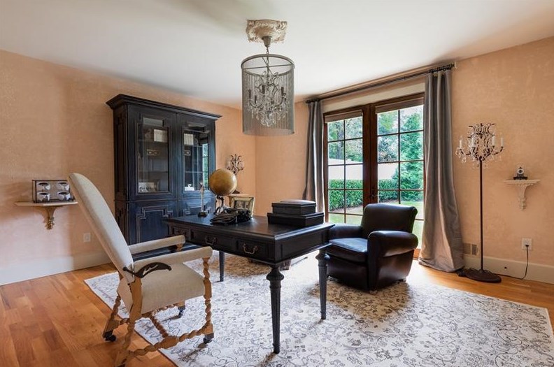 420 Peachtree Battle Ave, Atlanta GA  30305-4063 exterior
