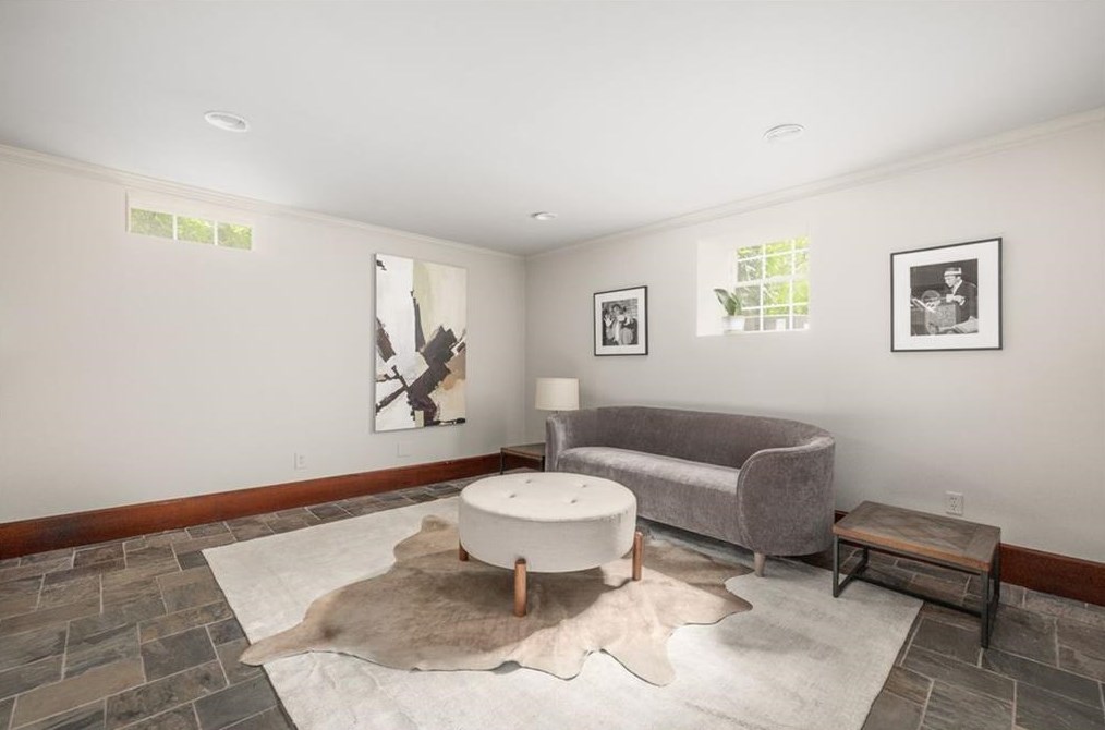 1664 Colebrook Cir, Decatur GA  30033-1425 exterior