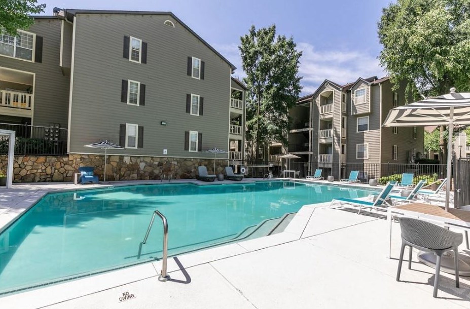 300 Deering Rd, Atlanta GA 30309-2248 exterior