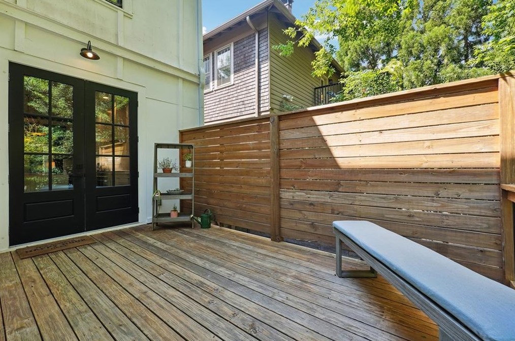 671 Linwood Ave, Atlanta GA  30306-4409 exterior