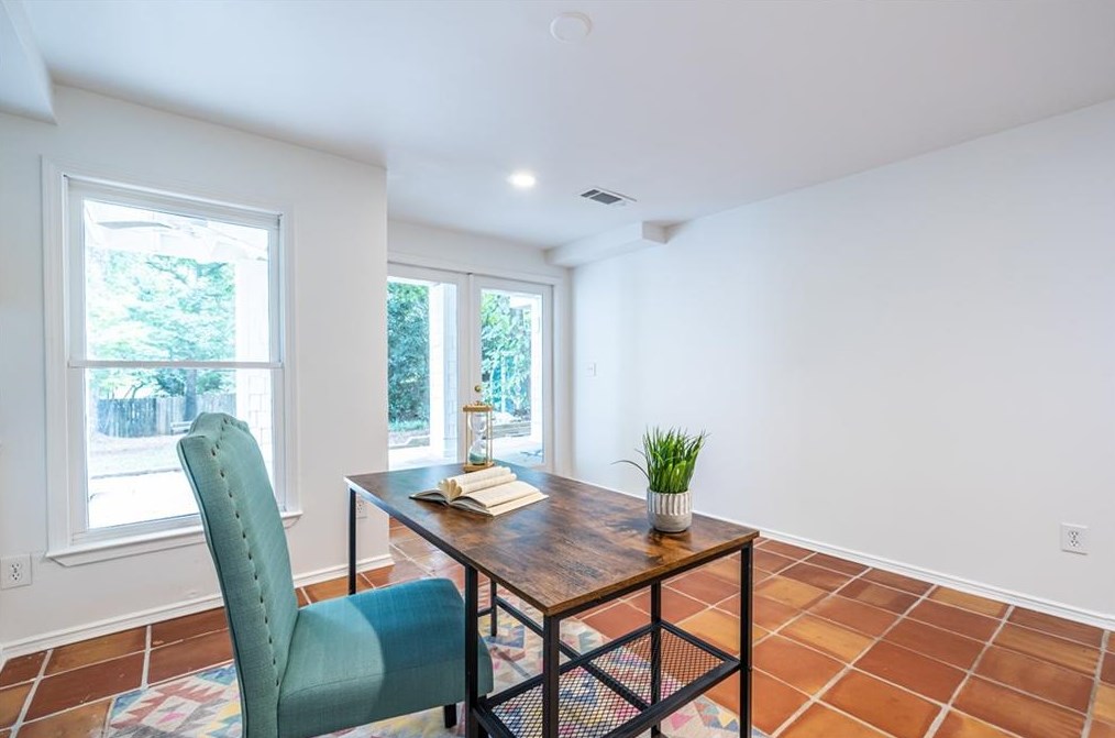 500 Drexel Ave, Decatur GA  30030-2844 exterior